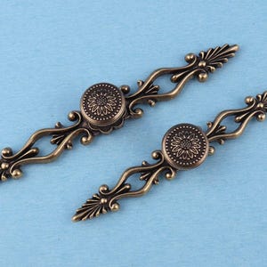 Vintage Flower Drawer Pull: Antique Brass Dresser Handle,Knob With Back Plate (175mm/216mm)
