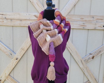 Keyhole Scarf with Tassel