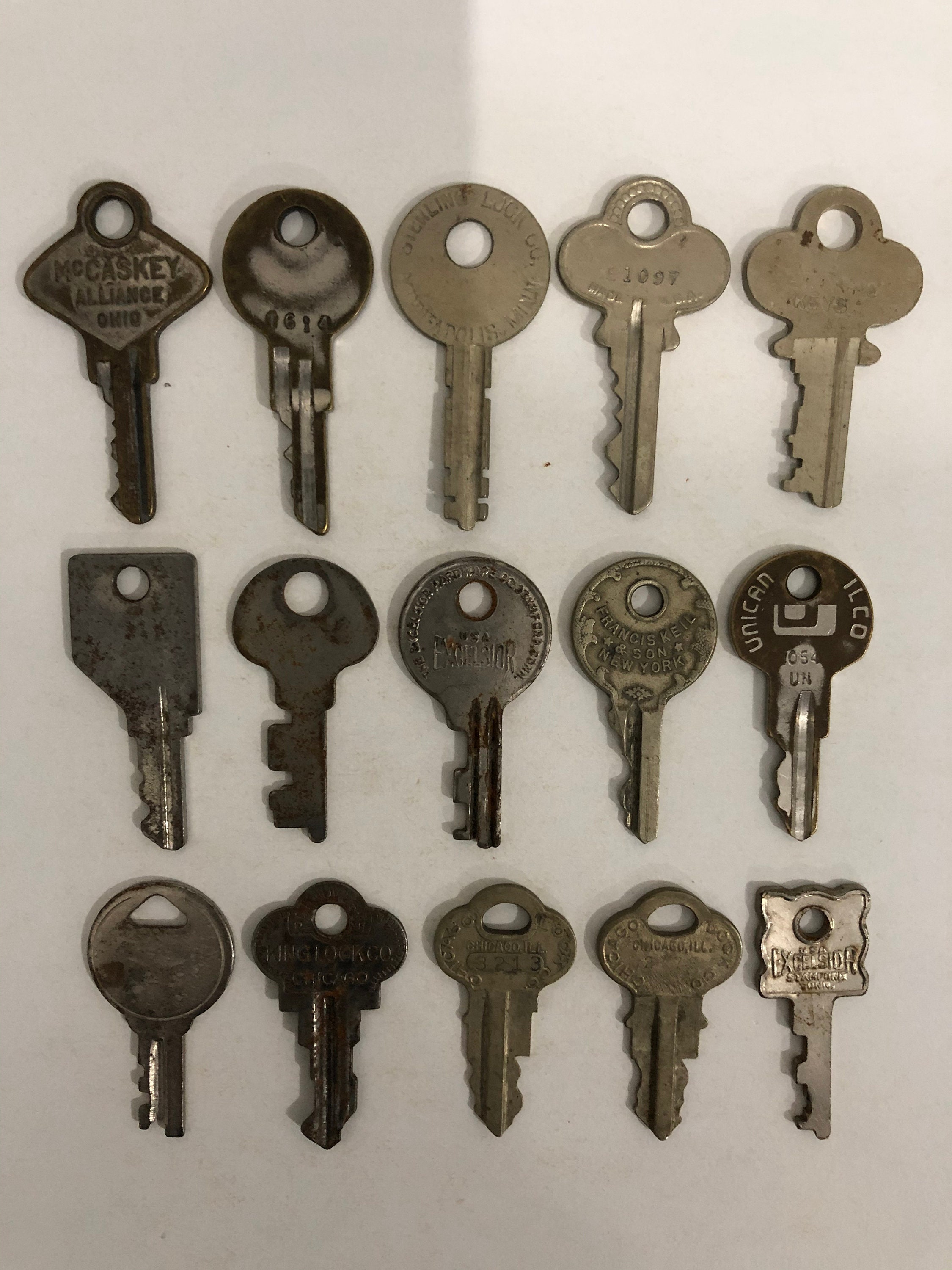Antique 15 Keys Flat Keys Skeleton Keys Rusty Keys 66 - Etsy