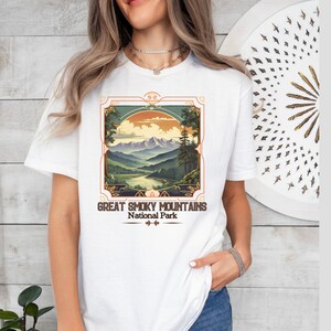 Smoky Mountain Shirt | National Park T-Shirt Unisex| Hiking Tee Gatlinburg Tennessee, Pigeon Forge Great Smoky Mountains Granola Girl