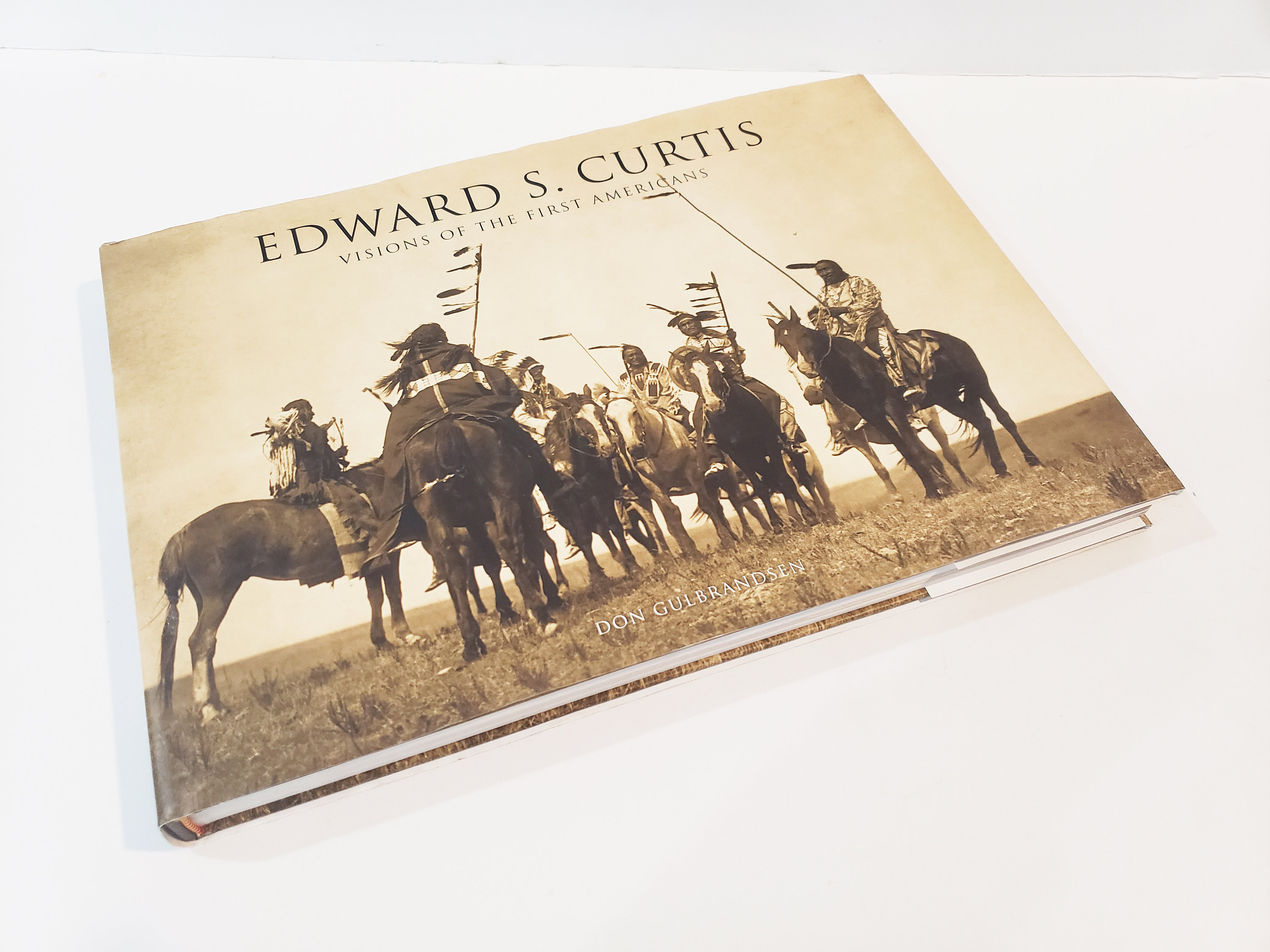 写真集Visions of the First Americans Eカーティス 写真集 Visions of the First Americans エドワード・カーティス