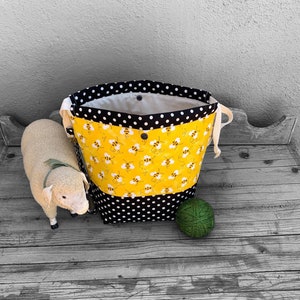 Knitting Project Bag -Large Knitting Bag - Knitting Sack- Bees With Polka Dots-AAPI Owned Shop - sac a projet, projekttasche