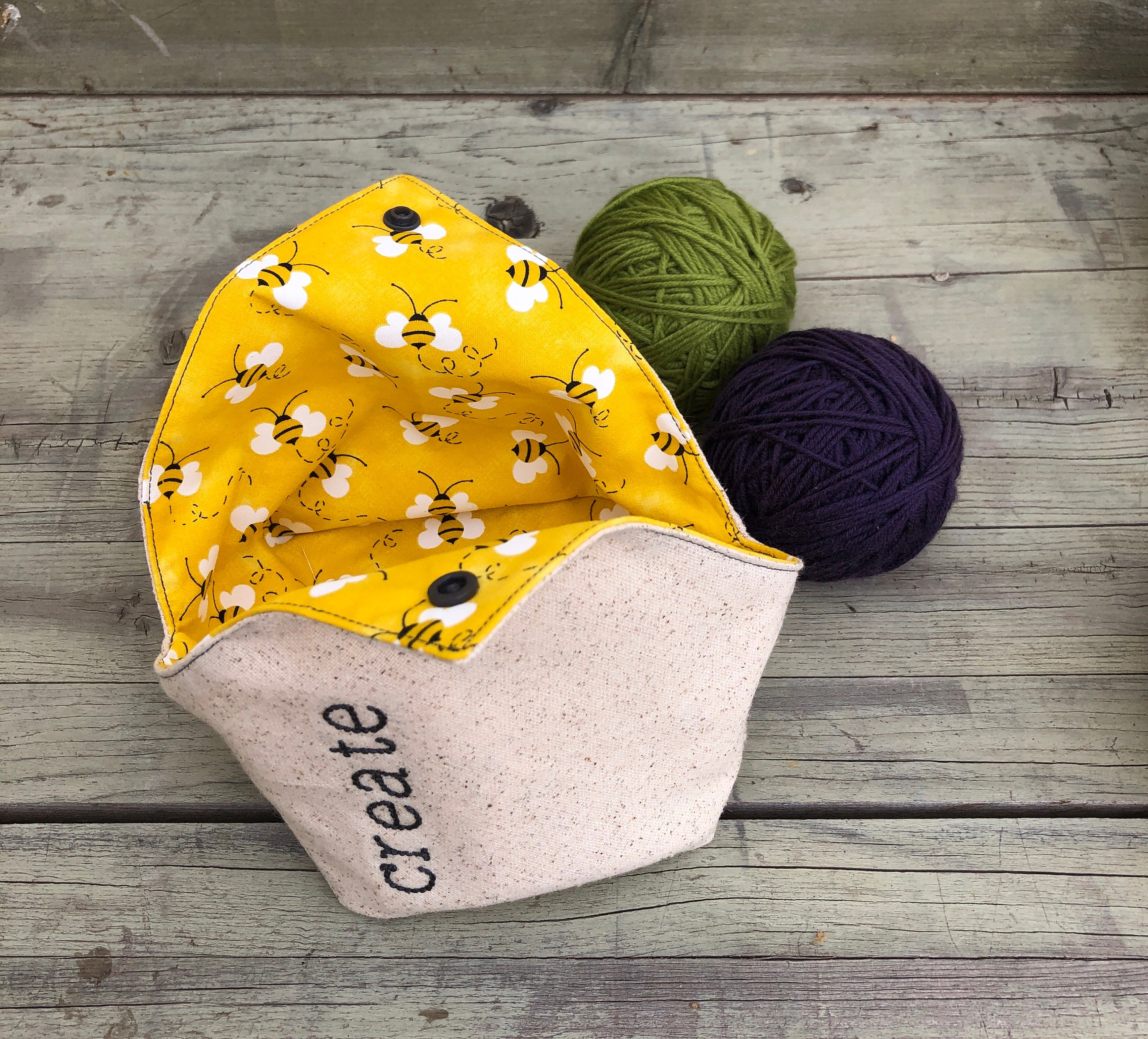 Yarn Cake Bag - Personalized Yarn Holder - Yarn Keeper - Bento Yarn Pouch - Yarn Bag - Yarn Bowl - Bees