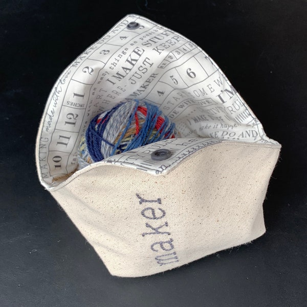 Yarn Cake Bag - Personalized Yarn Holder - Yarn Keeper - Bento Yarn Pouch - Yarn Bag - Yarn Bowl - Maker
