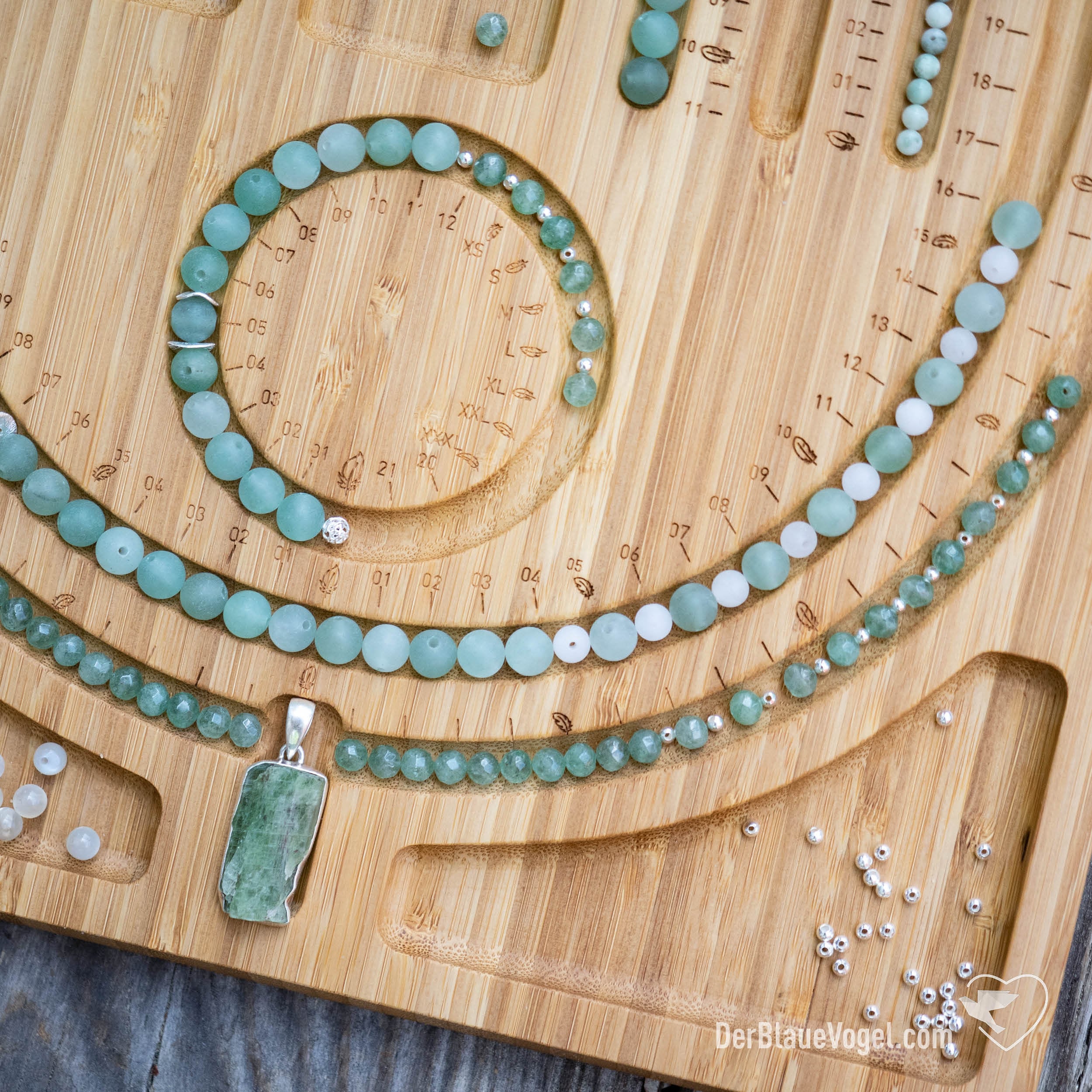Wooden Malaboard / Beading Board for Necklaces, Yoga Malas Bracelets and  Other Jewelry Design up to 44,5 Inch Length 113 Cm Handmade -  Denmark