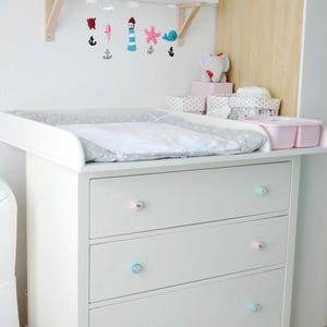 6 Griffe Wickelkommode Möbelknäufe Babyzimmer Holz rund 35 mm Waldtiere Baby Buche Tiermotive Tiere Hase Bär Eule Möbelknöpfe Holzknäufe