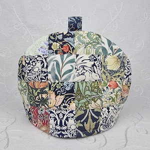 Tea Cosy, 2 Cup Unique Teapot Cover, 8 William Morris designs, handmade quilted patchwork cozy gift. image 5