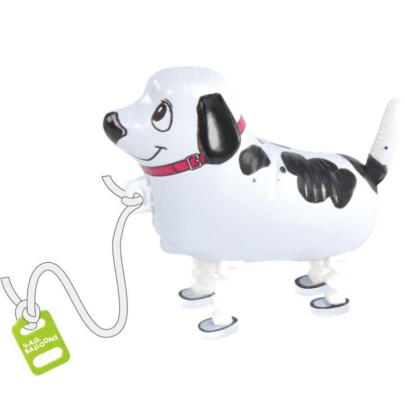 Pode incluir: Um bal&atilde;o de cachorro d&aacute;lmata branco e preto com uma coleira vermelha e olhos pretos. O bal&atilde;o tem pernas e p&eacute;s brancos e uma cauda branca. O bal&atilde;o est&aacute; preso a um cord&atilde;o branco com uma etiqueta verde que diz "SAG BALLOONS".