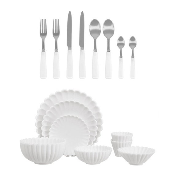 Black & Gold Plastic Cutlery Set for 8