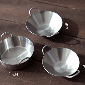 2 sizes - Real Cooking Miniature Stainless Steel Shallow Cooking Pot / Wok (Diameter 7.5 / 8 / 8.5 cm) // Inbox us for bulk orders #cp