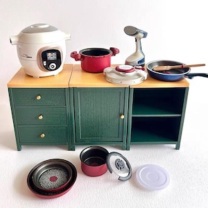 1/6 Puppenhaus Miniatur Replik T-Fal Küchengeräte Sammlung: Wasserkocher / Pfanne / Schnellkochtopf / Reiskocher / Pfanne & Topf Set / Dampfbügeleisen