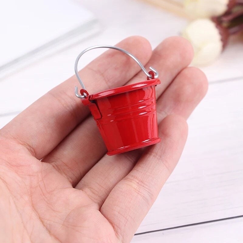 Mini Secchio In Metallo Scala 1:12 – Accessorio Cucina/Giardino Per Casa Delle Bambole - Foto 2