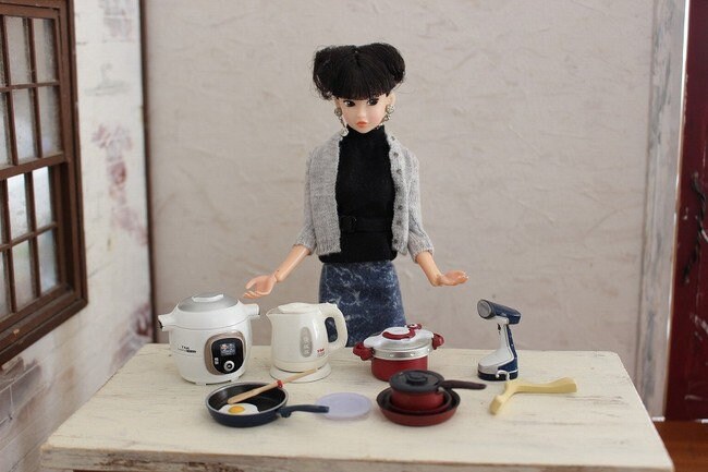 1/6 Dollhouse Miniature T-fal Appliance Collection: Kettle / Frypan / Pressure  Cooker / Rice Cooker / Pan & Pot Set / Steam Iron 