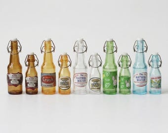 5 colours (Set of 2 sizes) - 1/12 1/6 Dollhouse Miniature Clip Top Beverage Bottle (Height 3 cm / 4 cm) with Stickers #sgr30