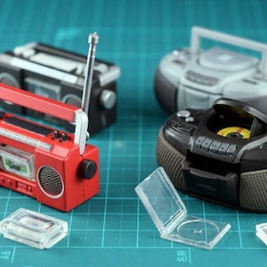 4 styles - 1/6 Dollhouse Miniature Radio Cassette Player (with Cassette Tape) / CD Radio Cassette Player (with CD): Red / Black / Grey