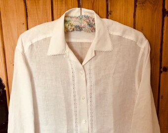 A gorgeous 1990's vintage Laura Ashley Blouse UK 10 / US 6 White Linen Embroidered Shirt