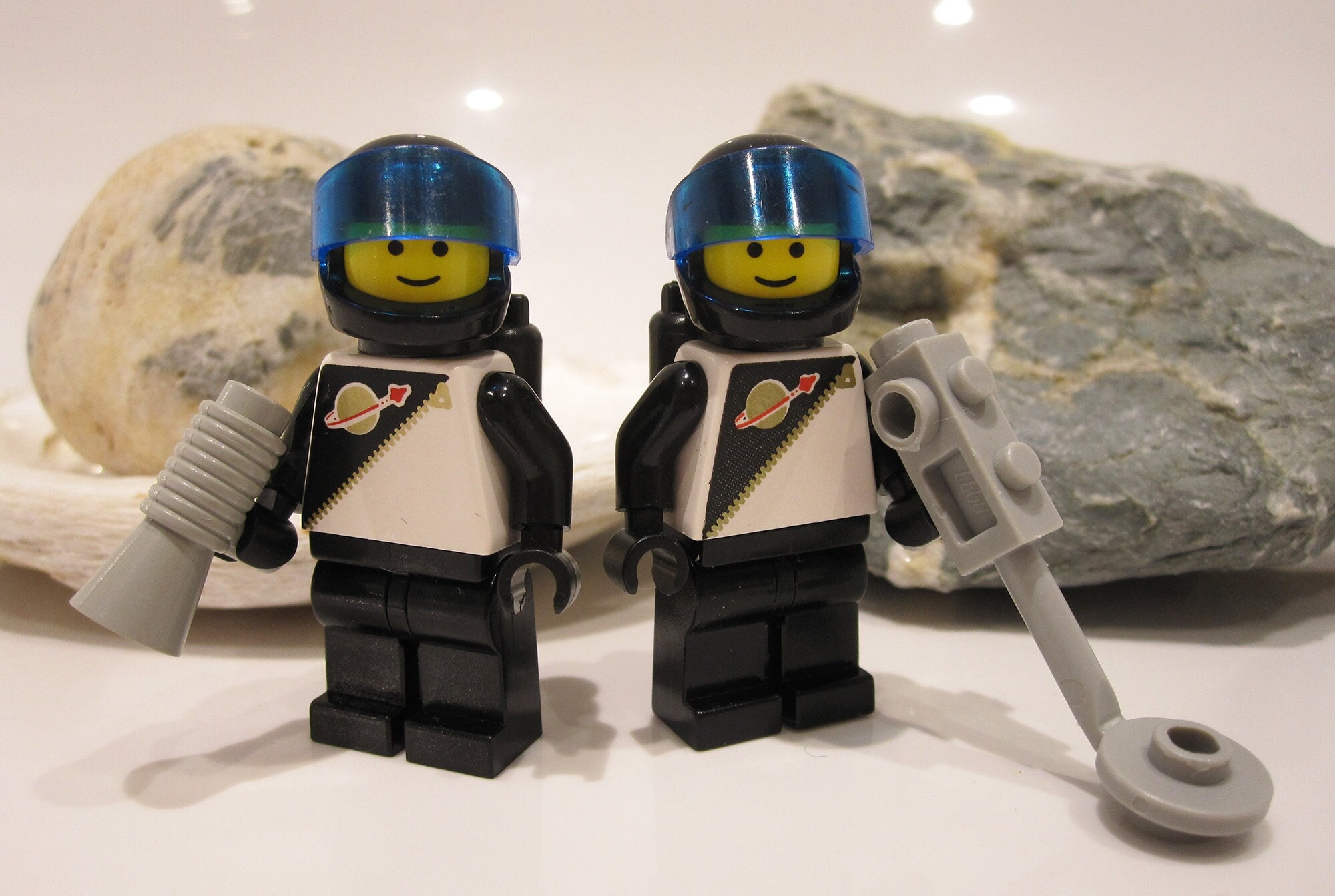 X Genuine Lego FUTURON Spaceman Minifigures 1980's Vintage