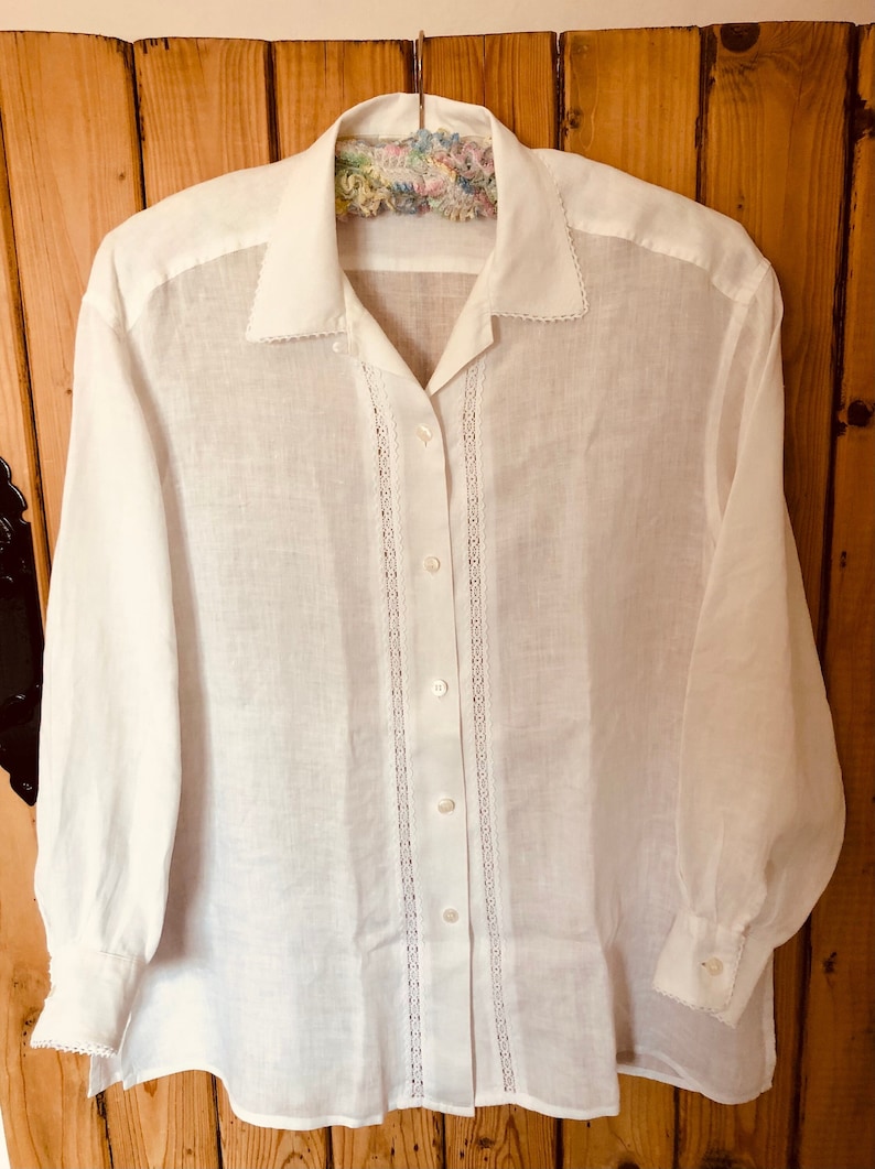 A gorgeous 1990's vintage Laura Ashley Blouse UK 10 / US 6 White Linen Embroidered Shirt image 1
