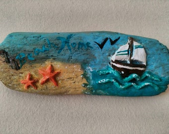 Beach Home picture on driftwood.