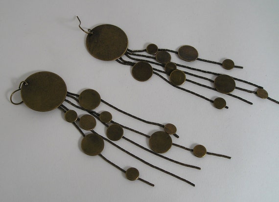 Dangling Copper Various Sized Round Disc Earrings… - image 7