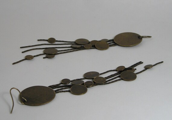 Dangling Copper Various Sized Round Disc Earrings… - image 10