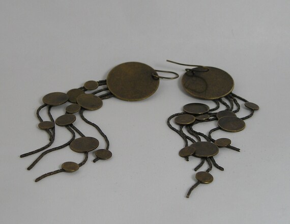 Dangling Copper Various Sized Round Disc Earrings… - image 8