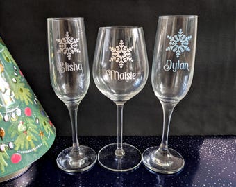 Adhesivo navideño personalizado para cristal: Pegatinas con nombre en forma de copo de nieve en vinilo brillante