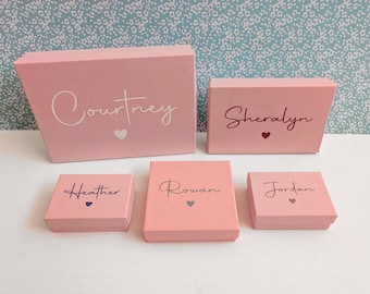 Caja de regalo rosa personalizada: Cajas de joyería para bodas, cumpleaños y con nombre