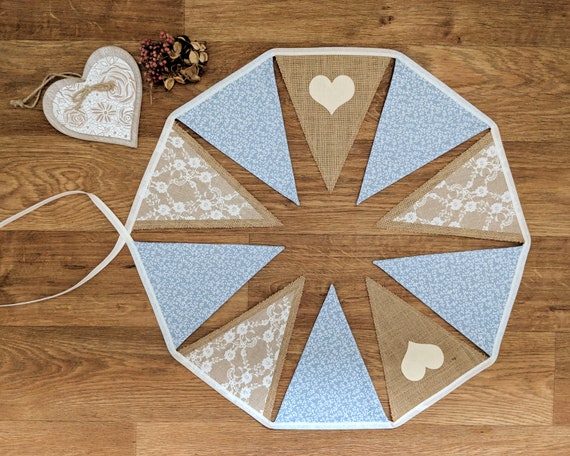 HANDMADE VINTAGE STYLE BUNTING HESSIAN WITH NEW NEUTRAL HEARTS