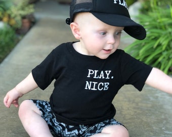 PLAY. Nice monochrome unisex tee