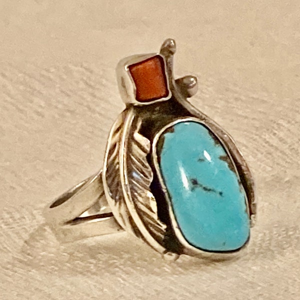 Vintage Sterling Silver Plata Ring.  Turquoise and Coral.  Southwestern.   Signed with 925, PLATA and 'e'.   Made in Mexico.  Size 8.25.