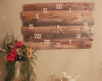 Rustic Clock,Reclaimed Wood,Clocks,Home Decor,Wall Decor,Bar Room,Office,Entertainment,Living Room,Dining Room,Home and Leisure,Weddings