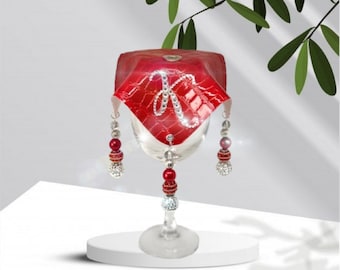 Funda para bebidas personalizada, la más vendida de 2025, con diamantes de imitación y pajitas brillantes, inicial brillante, artículos para beber, prevención de pinchazos y funda para vino.