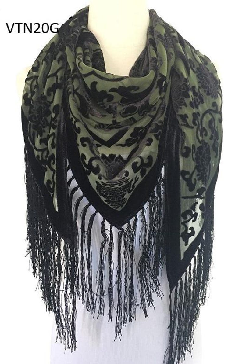 Women's Vintage Floral Velvet Triangle Scarf with Fringe Green