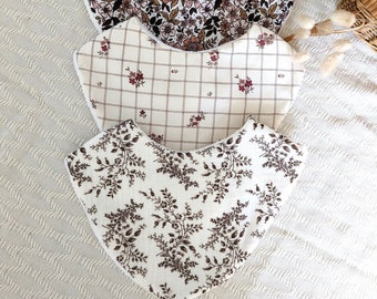 Bandana bibs - Double gauze or printed cotton - Model of your choice