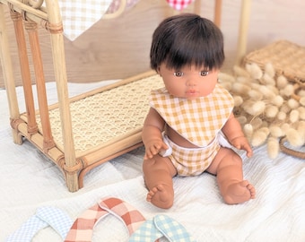 STOCK | Bandana bib for 34 cm dolls | Gingham fabric | Minikane dolls, Mini Colettos, Paola Reina - Handmade mealtime accessories