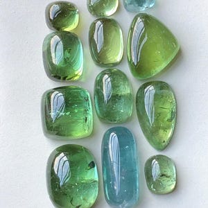 44.65 carats Blue and green tourmaline cabochons lot