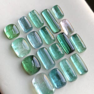 38 carats Blue and green tourmaline cabochons lot flat back