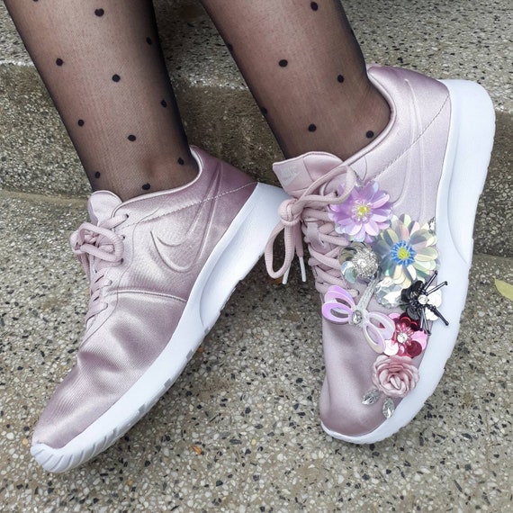 nike shoes flowers