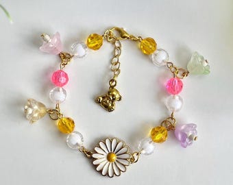 May Queen Bracelet | Midsommar Inspired Jewelry | Daisy Charm Bracelet | Summer Solstice Bracelet | Floral Gift