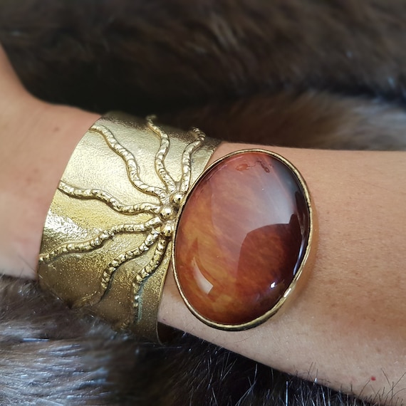 Brazalete Modelo Calamar con Ágata Marrón