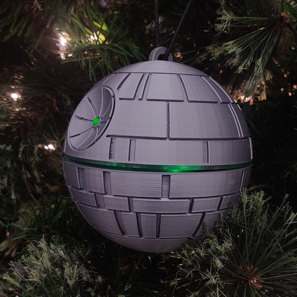 Star Wars Todesstern inspirierter Weihnachtsbaumschmuck mit LEDs und Ein / Aus-Schalter