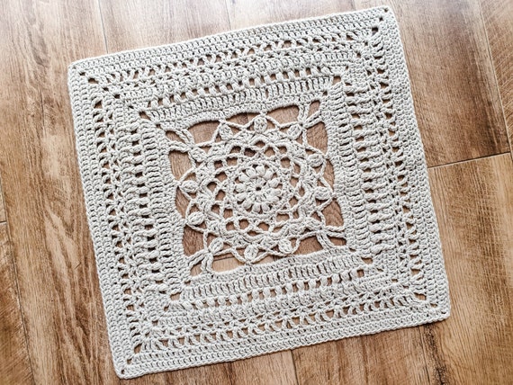 A Mindful Moment - A crochet square pattern