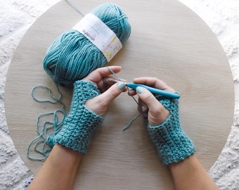 Fighter - Crochet Fingerless Gloves Pattern