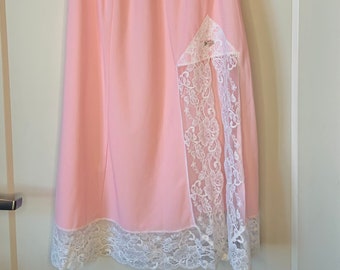 Vintage Cottagecore Coquette Pink Lace Slip Skirt with Rosette Size Small/Medium