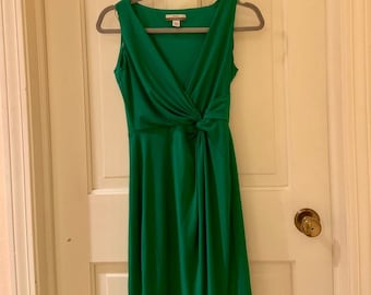 Muse Boston Proper Vintage Y2K Kelly Green V Neck Dress Size 0