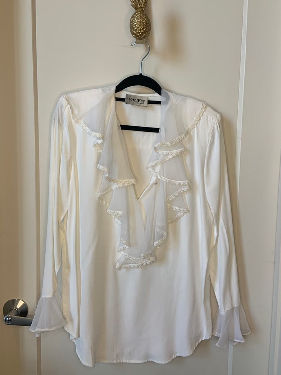 Facets by Mirrors Vintage Ruffled Blouse Size Medi