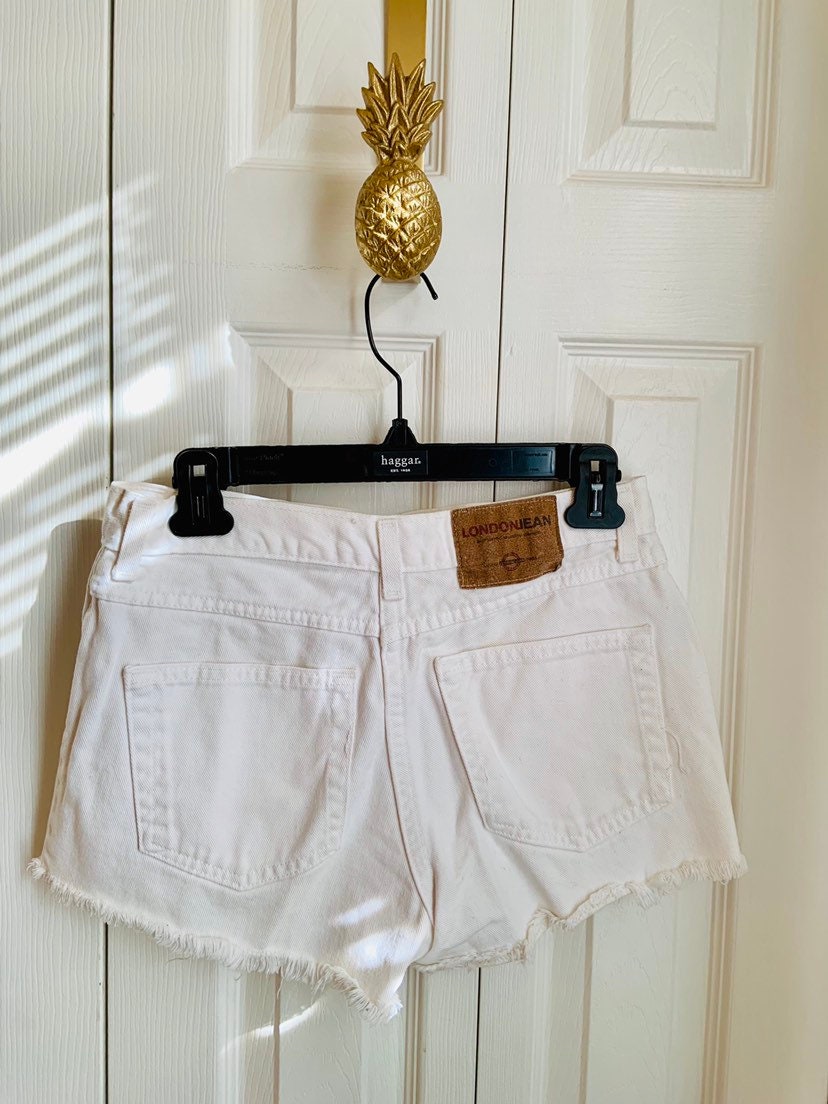 moda international shorts