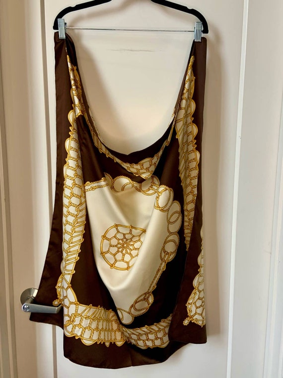 LARGE SQUARE SCARF QUEEN ATLANTIS main image 1