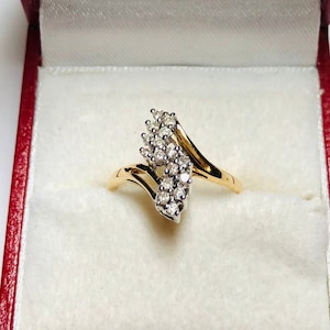 Stunning Vintage 14k Yellow Gold Natural Diamond Ring